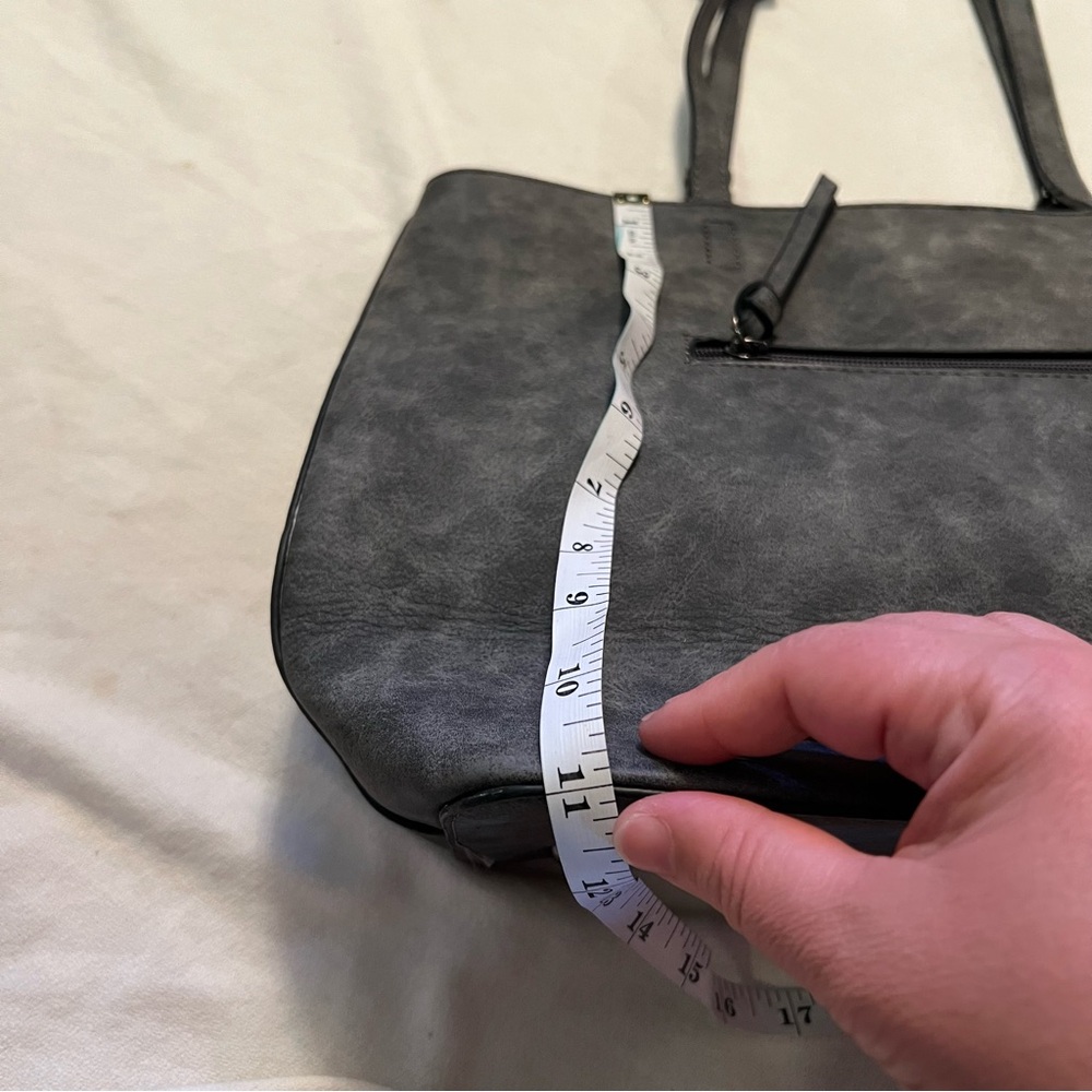 Women’s large hand bag/ tote. With medal X on the straps. - Picture 13 of 15